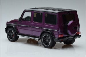 Mercedes G63 AMG W463 Crazy Color Galactic Beam Dealer Edition GT Spirit 1:18 B66961014 Ρητίνη - εικόνα 5 από 6