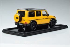 Mercedes AMG G63 W463 Κίτρινο MotorHelix 1:18 MH018 Y Ρητίνη - εικόνα 2 από 7