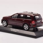 Mercedes GL X164 Καρνεόλ Κόκκινο Minichamps 1:43 - image 3 of 4