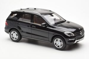 Mercedes M-Class W166 Obsidian Μαύρο Μεταλλικό Minichamps 1:18 B66960063 Μέταλλο - εικόνα 6 από 8