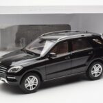 Mercedes M-Class W166 Obsidian Μαύρο Μεταλλικό Minichamps 1:18 B66960063 - image 8 of 8