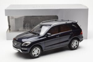 Mercedes M-Class W166 Tansanite Μπλε Μεταλλικό Minichamps 1:18 B66960065 Μέταλλο - εικόνα 8 από 8