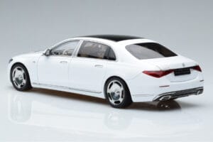 Mercedes Maybach S600 W222 V12 Biturbo Diamond Λευκό Almost Real 1:18 820116 Μέταλλο - εικόνα 7 από 11