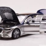 Mercedes Maybach S680 W223 Nautical Μπλε Cirrus Ασημί Almost Real 1:18 - image 2 of 8