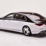 Mercedes Maybach S680 W223 Obsidian Μαύρο Diamond Λευκό Almost Real 1:18 - image 6 of 7