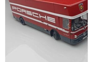 Mercedes O317 Porsche Transporter Κόκκινο CMR 1:18 CMR149 Μέταλλο - εικόνα 9 από 12