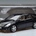 Mercedes R-Class W251 Obsidian Μαύρο Minichamps 1:18 B66962325 Μέταλλο - image 7 of 7