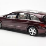Mercedes R-Class W251 Κόκκινο Μεταλλικό Minichamps 1:18 - image 7 of 8
