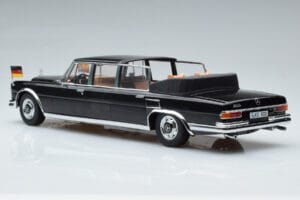 Mercedes 600 Pullman W100 Landaulet Queen Elizabeth II KK-Scale 1:18 KKDC181185 Μέταλλο - εικόνα 5 από 6