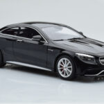 Mercedes AMG S63 C217 Coupe Μαύρο GT Spirit 1:18 - image 4 of 6
