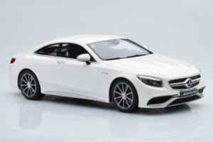 Mercedes AMG S63 C217 Coupe Λευκό GT Spirit 1:18 B66960372 Ρητίνη - εικόνα 4 από 6