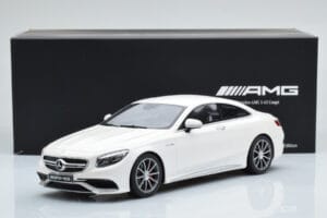 Mercedes AMG S63 C217 Coupe Λευκό GT Spirit 1:18 B66960372 Ρητίνη - εικόνα 6 από 6