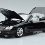 Mercedes SL500 R230 Μαύρο Norev 1:18 183840 Μέταλλο - image 2 of 8