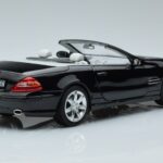 Mercedes SL500 R230 Μαύρο Norev 1:18 183840 Μέταλλο - image 3 of 8