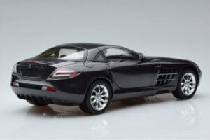 Mercedes SLR McLaren Μαύρο CMC 1:18 M-045F Μέταλλο - εικόνα 3 από 10