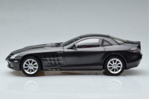 Mercedes SLR McLaren Μαύρο CMC 1:18 M-045F Μέταλλο - εικόνα 5 από 10
