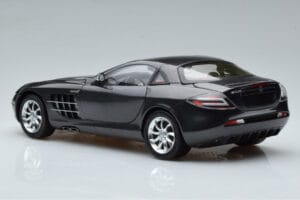 Mercedes SLR McLaren Μαύρο CMC 1:18 M-045F Μέταλλο - εικόνα 7 από 10