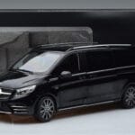 Mercedes V-Class W447 V260L Μαύρο Mercedes 1:18 QALCN89911150 Μέταλλο - image 8 of 8