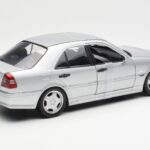 Mercedes C36 AMG W202 Ασημί UT Models 1:18 - image 2 of 6
