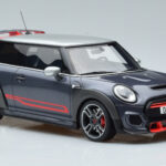 Mini John Cooper Works GP F56 Γκρι Otto 1:18 - image 4 of 6