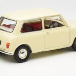 Morris Mini Minor Λευκό Kyosho 1:18 08964W - image 3 of 8