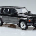 Nissan Patrol GR Y60 Γκρι Otto 1:18 - image 4 of 6