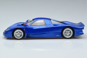 Nissan R390 GT1 Road Car GT Spirit 1:18 GT403 Ρητίνη - εικόνα 3 από 6
