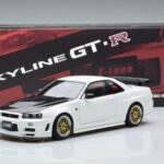 Nissan Skyline GT-R R34 Nismo Z-Tune Λευκό MotorHelix 1:18 - image 11 of 11