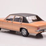 Opel Diplomat B Μπεζ Μεταλλικό MCG 1:18 - image 5 of 6