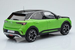 Opel Mokka-e GS Line Matcha Πράσινο Otto 1:18 OT435 Ρητίνη - εικόνα 2 από 5