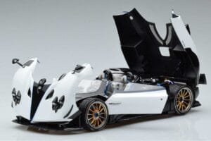 Pagani Zonda HP Barchetta Carbon Fiber Λευκό LCD 1:18 LCD18009 WH Μέταλλο - εικόνα 2 από 9