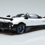 Pagani Zonda HP Barchetta Carbon Fiber Λευκό LCD 1:18 LCD18009 WH Μέταλλο - image 3 of 9