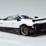 Pagani Zonda HP Barchetta Carbon Fiber Λευκό LCD 1:18 LCD18009 WH Μέταλλο - image 8 of 9