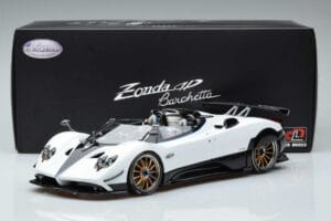 Pagani Zonda HP Barchetta Carbon Fiber Λευκό LCD 1:18 LCD18009 WH Μέταλλο - εικόνα 9 από 9