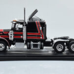 Peterbilt 359 Μαύρο Κόκκινο IXO 1:43 - image 2 of 4