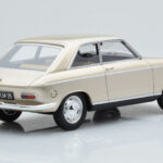 Peugeot 204 Coupe Μπεζ Otto 1:18 - image 2 of 6