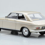 Peugeot 204 Coupe Μπεζ Otto 1:18 - image 5 of 6