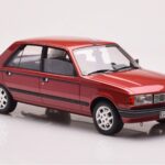 Peugeot 305 GTX Κόκκινο Plaisir Otto 1:18 - image 4 of 6