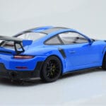 Porsche 911 GT2 RS 991.2 Weissach Package Μπλε Μαύρες Ζάντες Μαγνησίου Minichamps 1:18 - image 2 of 6
