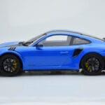 Porsche 911 GT2 RS 991.2 Weissach Package Μπλε Μαύρες Ζάντες Μαγνησίου Minichamps 1:18 - image 3 of 6