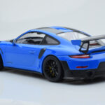 Porsche 911 GT2 RS 991.2 Weissach Package Μπλε Μαύρες Ζάντες Μαγνησίου Minichamps 1:18 - image 5 of 6