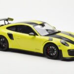 Porsche 911 991.2 GT2 RS Ανοιχτό Πράσινο Με Μαύρες Ζάντες Μαγνησίου Minichamps 1:18 155068300 - image 4 of 6