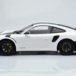 Porsche 911 GT2 RS 991.2 Weissach Package Λευκό Μαύρες Ζάντες Μαγνησίου Minichamps 1:18 - image 3 of 6