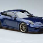 Porsche 911 992 GT3 Touring Package Μπλε Μεταλλικό Norev 1:18 187302 Μέταλλο - image 5 of 7