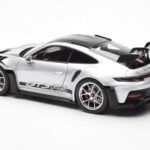 Porsche 911 992 GT3 Weissach Pack GT Ασημί Μεταλλικό Norev 1:18 - image 7 of 8