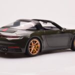 Porsche 911 992 Targa 4S Πράσινο Ελιάς GT Spirit 1:18 - image 2 of 6