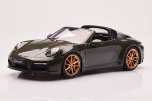 Porsche 911 992 Targa 4S Πράσινο Ελιάς GT Spirit 1:18 GT438