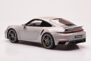Porsche 911 992 Turbo S Crayon Γκρι GT Spirit 1:18 GT431 Ρητίνη - εικόνα 5 από 6