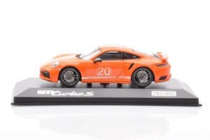 Porsche 911 992 Turbo S Gulf Πορτοκαλί Minichamps 1:43 WAP0209060N002