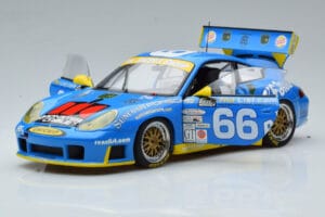 Porsche 911 996 GT3 R #6 24 Hours of Daytona GT Class Winner 2002 AUTOart 1:18 80273 Μέταλλο - εικόνα 2 από 7